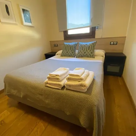 Neret I Appartement Sort
