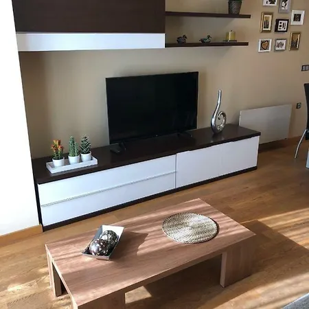 Neret I Appartement Sort